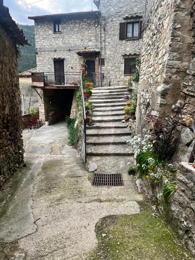 Appartamento A Valle San Martino Di Spoleto Eksteriør billede