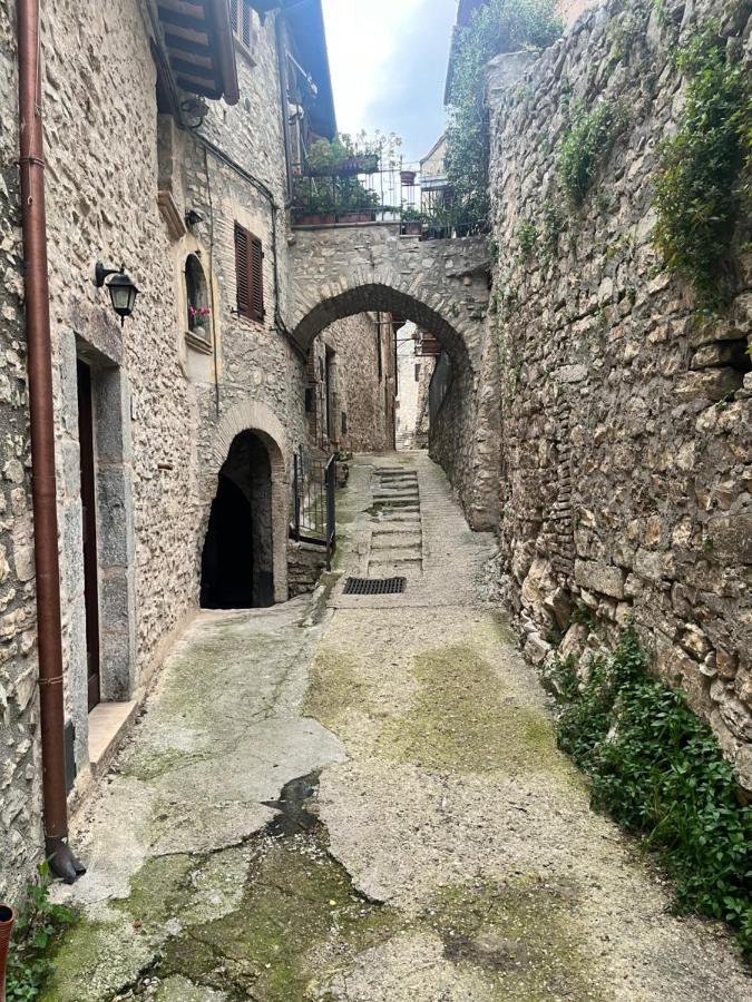 Appartamento A Valle San Martino Di Spoleto Eksteriør billede